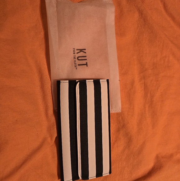 KUT FROM THE KLOTH WALLET - Picture 2 of 4